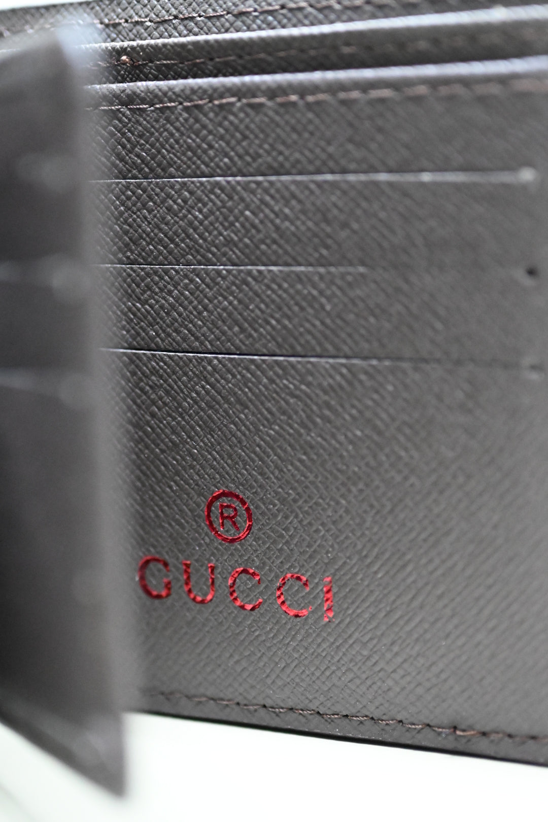 Gucci Wallet (3 Stripes Logo Color)