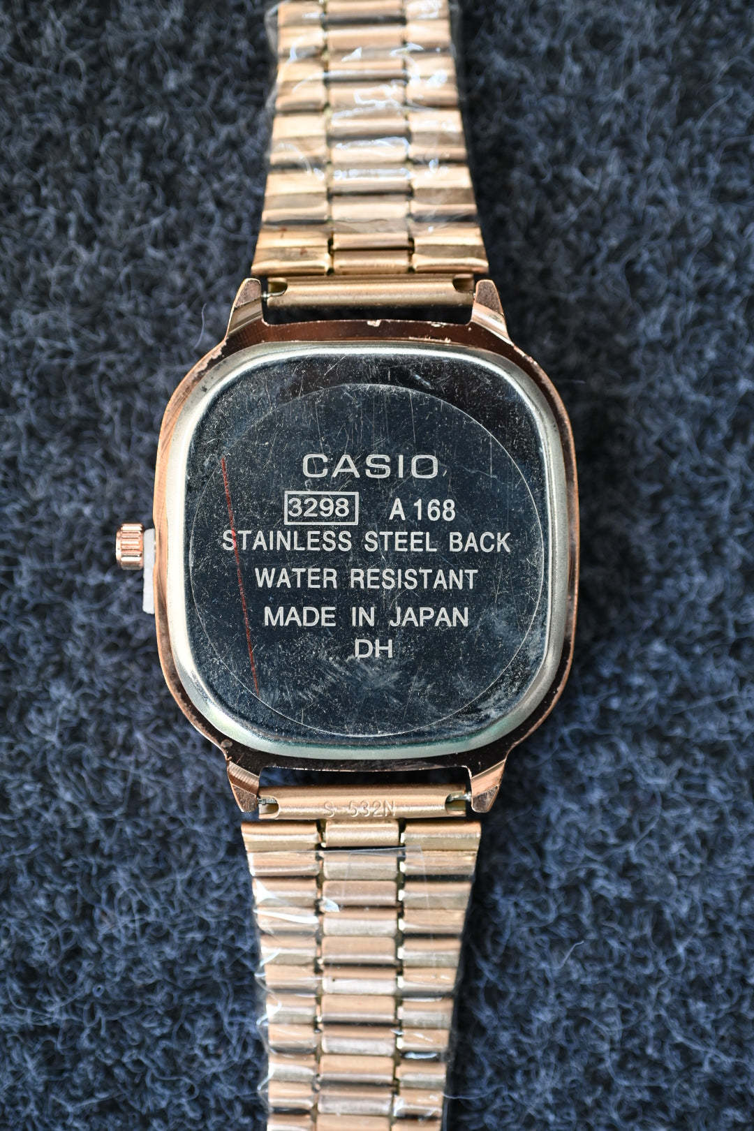 Casio Square Steel MTP-B185D-2A1V