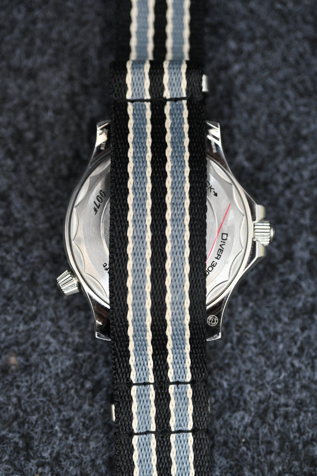 Omega Seamaster 007 Edition 'Stripped Strap'