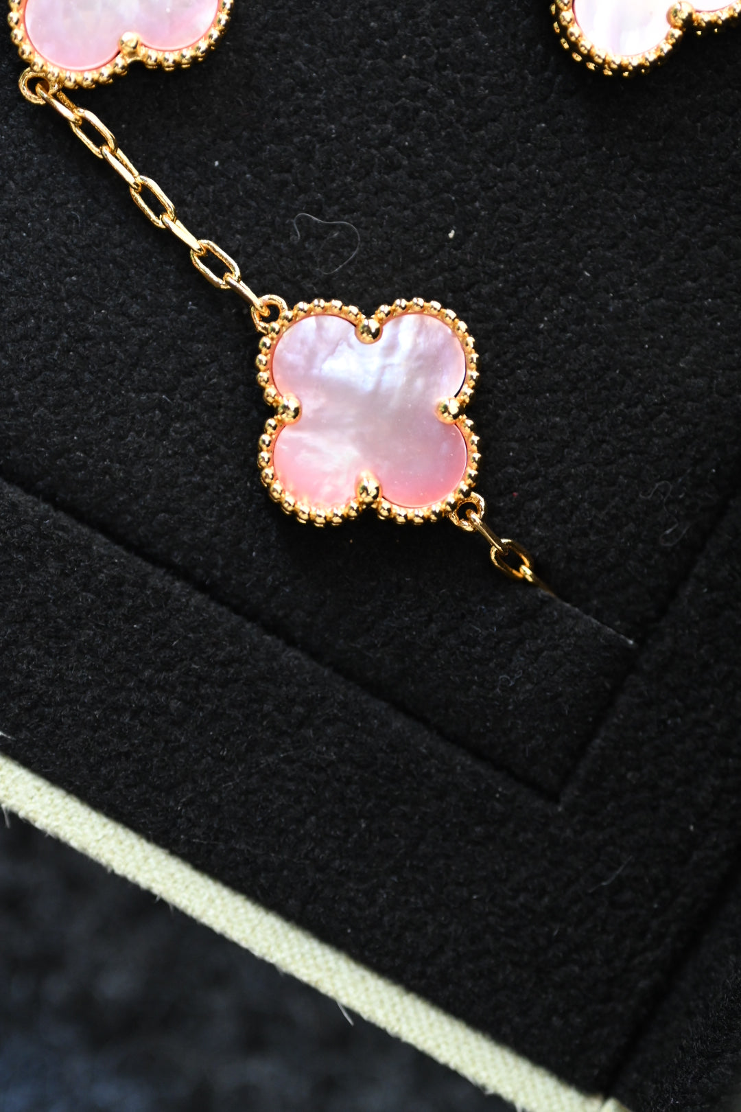Van Cleef & Arpels 'Pink'