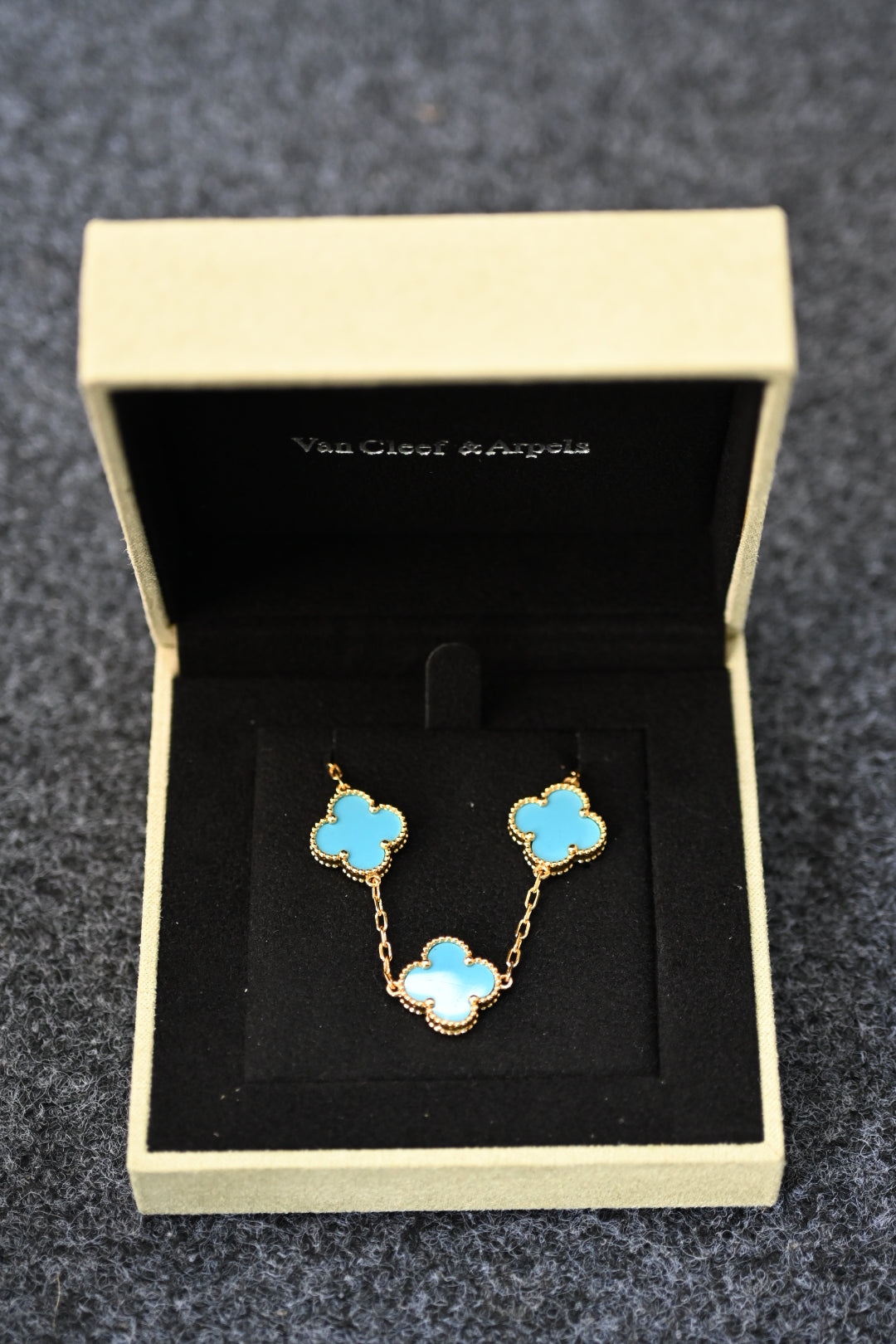 Van Cleef & Arpels 'Turquoise'