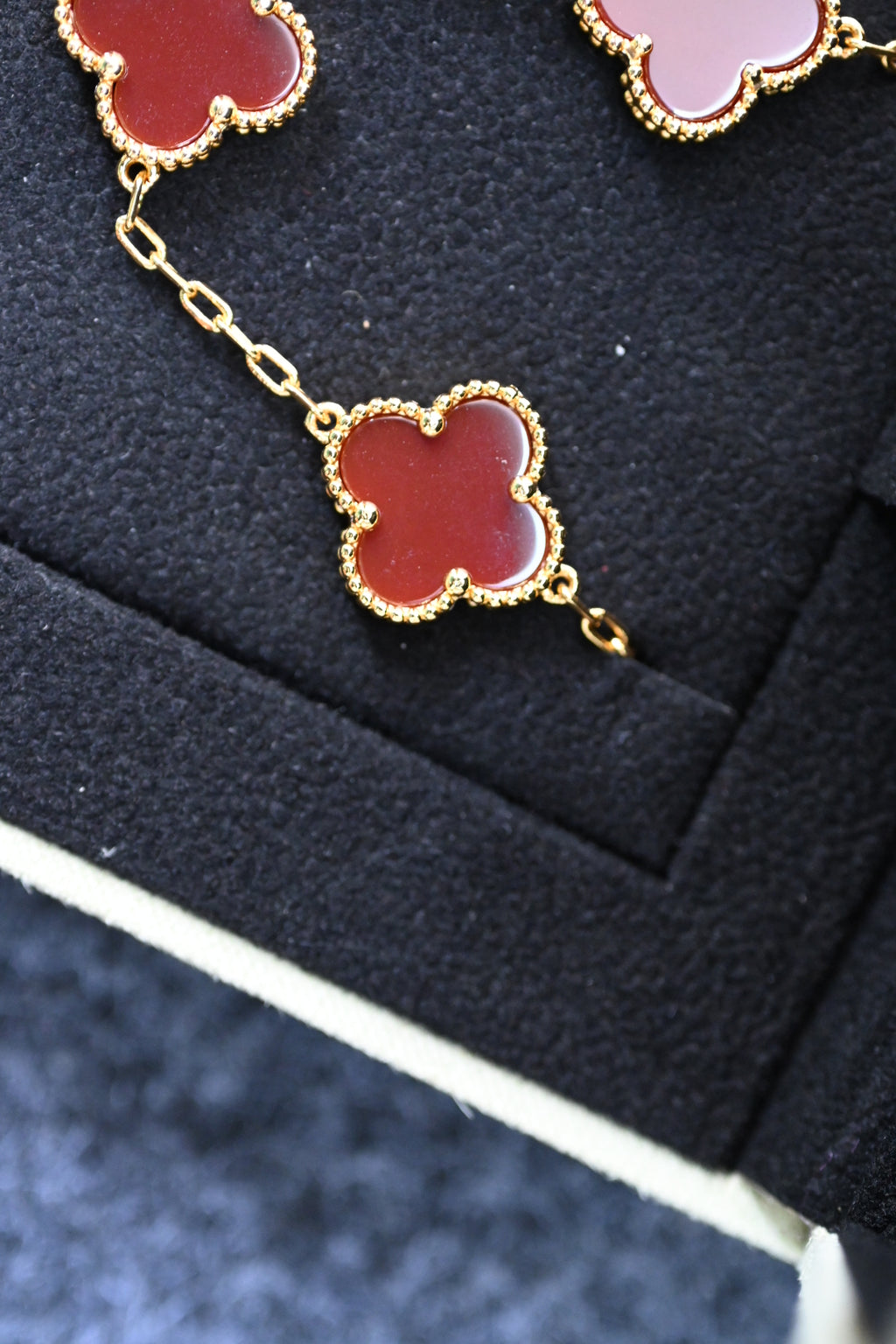 Van Cleef & Arpels 'Blood Red'